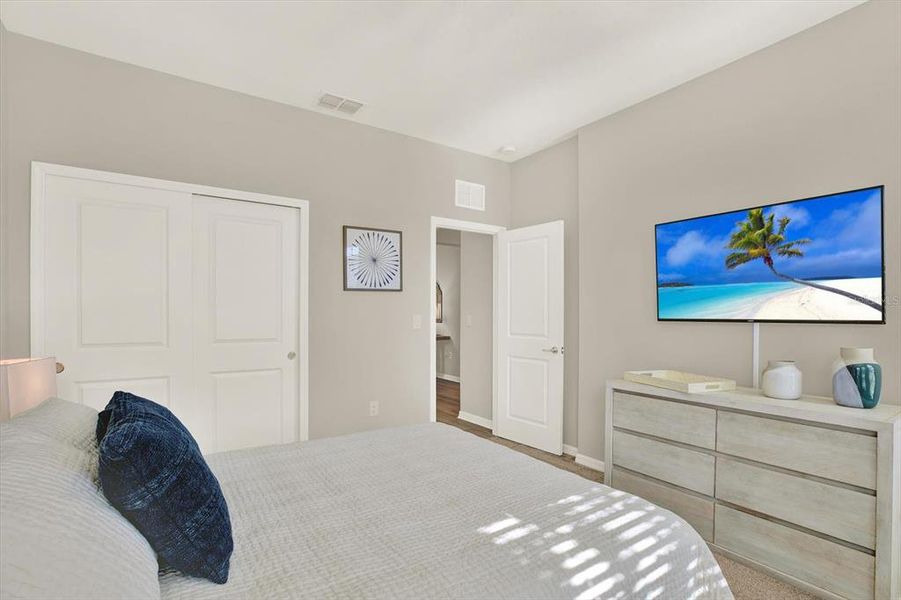 Image 40 of a home in .