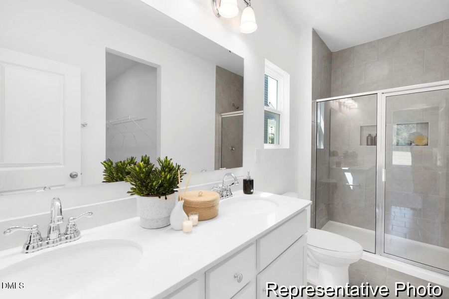 NTR 22 Devin 2098 EB3 IO (18)-18REP