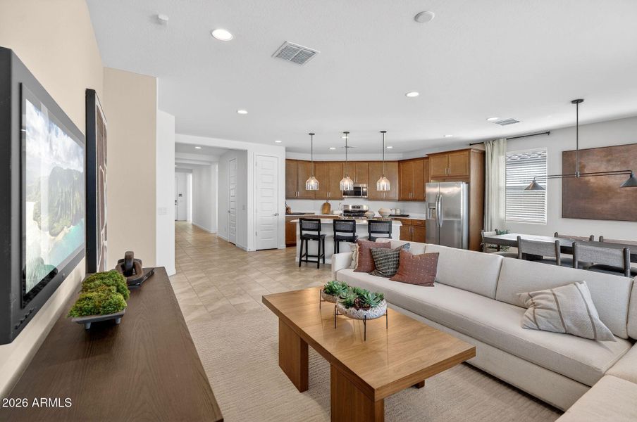 8-web-or-mls-54S 83rd Cir