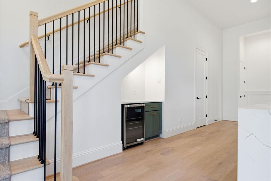 Spacious, unfurnished interior of a new home in , Houston (Image 33).