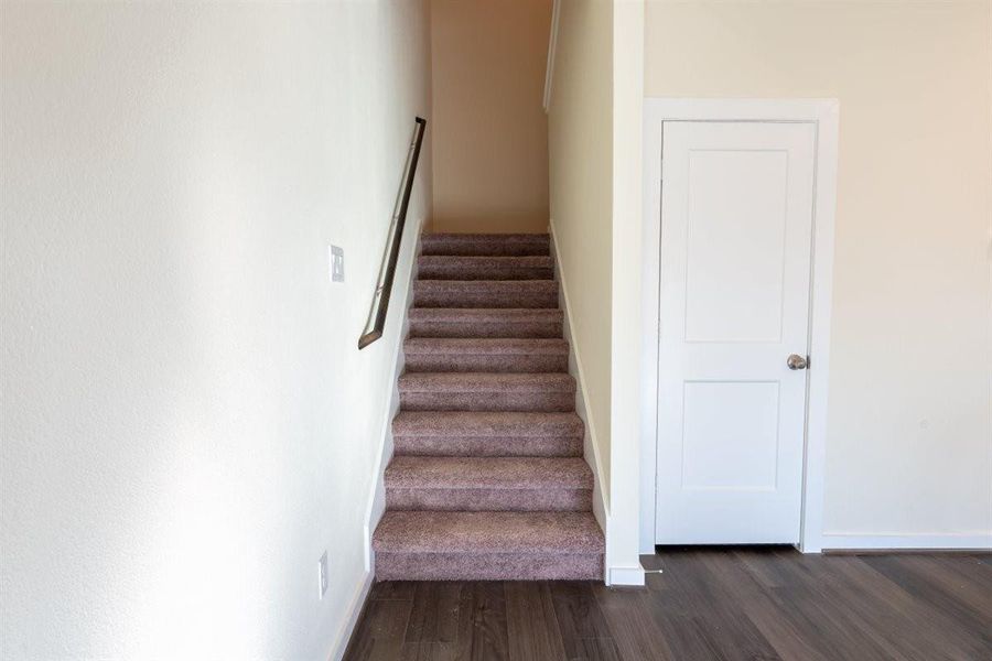 Spacious, unfurnished interior of a new home in , Houston (Image 19).