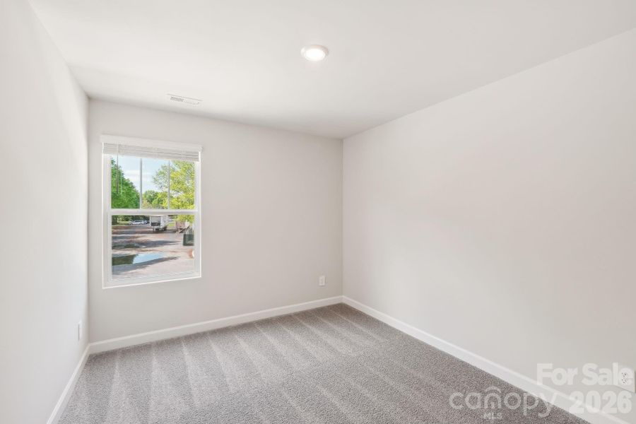 Photo is not of the actual home, but is an inspirational photo of builder’s model home and may depict options, furnishings, and/or decorator features that are not included Photo is not of the actual home, but is an inspirational photo of builder’s model home and may depict options, furnishings, and/or decorator features that are not included