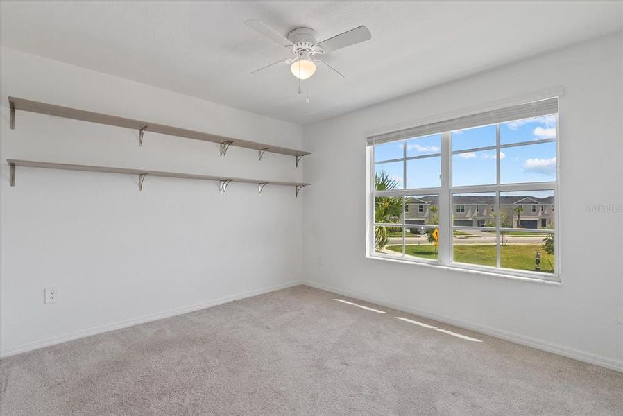 Spacious, unfurnished interior of a new home in , Bradenton (Image 29).