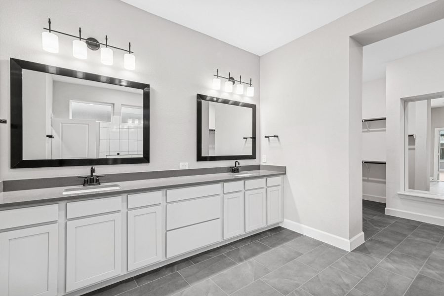 Furnished interior view inside a new home in The Highlands 55' - Encore Collection, Porter (Image 5). Furnished interior view inside a new home in The Highlands 55' - Encore Collection, Porter (Image 5).