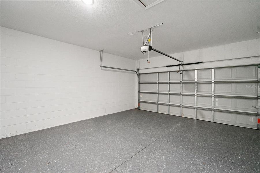 Spacious, unfurnished interior of a new home in , Deltona (Image 34).