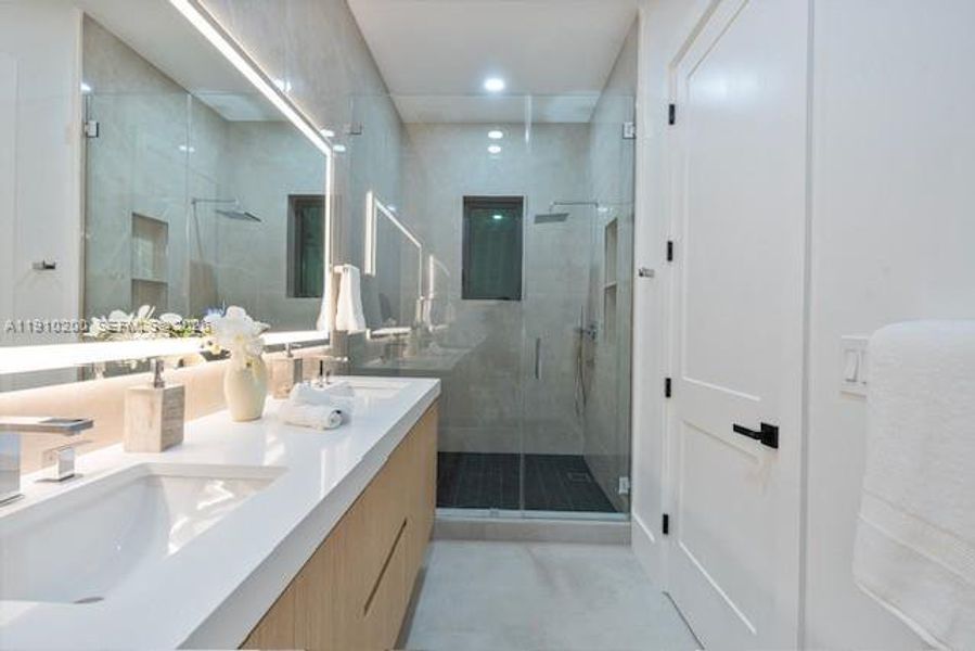 Furnished interior view inside a new home in , Parkland (Image 14).