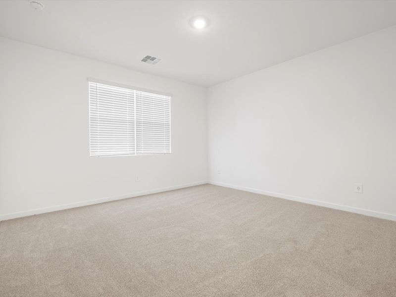 Spacious, unfurnished interior of a new home in Bella Vista Farms Reserve Series, San Tan Valley (Image 8).