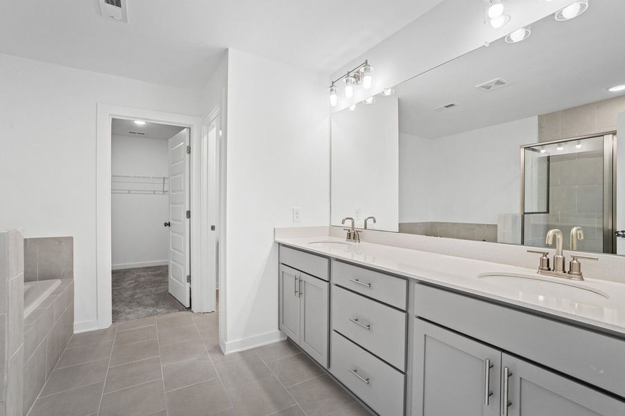 Furnished interior view inside a new home in Calista Farms, White House (Image 7).