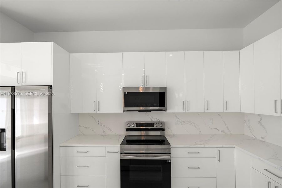 Furnished interior view inside a new home in , Lehigh Acres (Image 6).