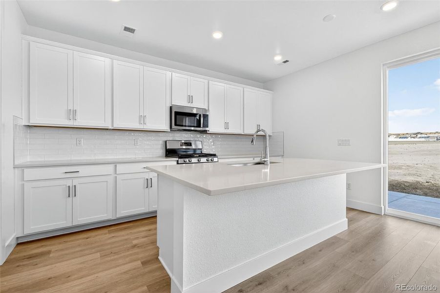 16473 W 93rd Way ~ Ready Now 16473 W 93rd Way ~ Ready Now