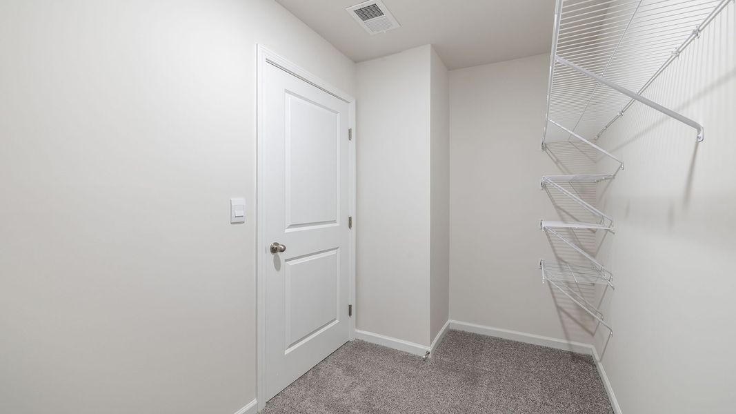Spacious, unfurnished interior of a new home in Cedar Gap, Fountain Inn (Image 29).