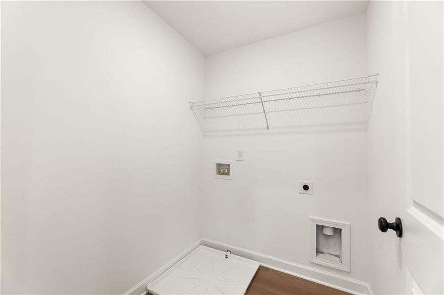 Spacious, unfurnished interior of a new home in River Walk Place, Lawrenceville (Image 13).