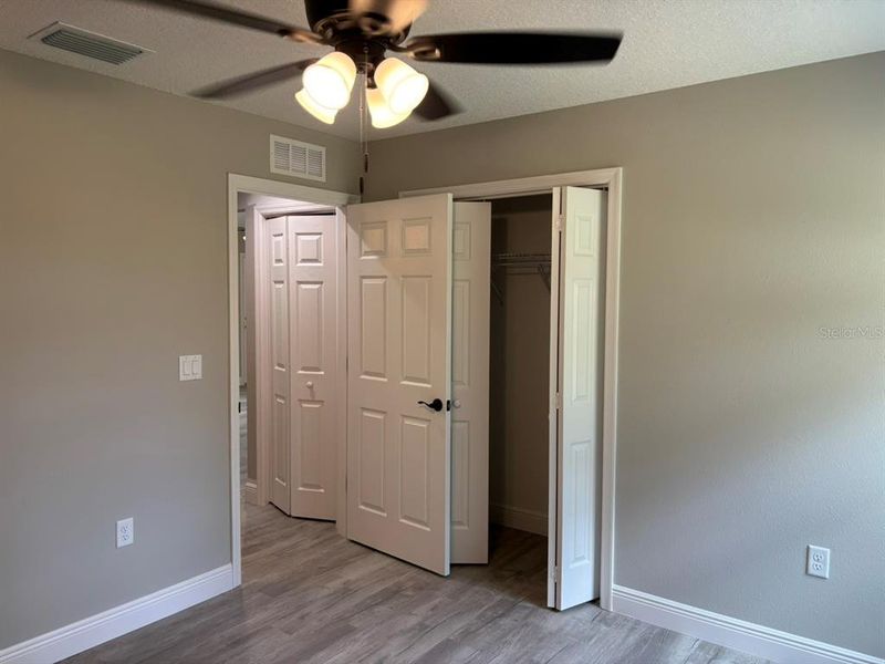 Spacious, unfurnished interior of a new home in , Dunnellon (Image 23).