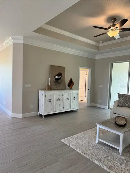 Furnished interior view inside a new home in , Englewood (Image 7).