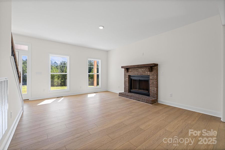 Spacious, unfurnished interior of a new home in , Smyrna (Image 31).