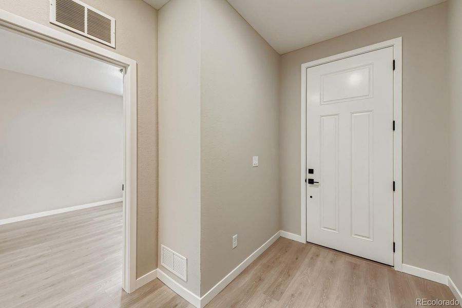 Spacious, unfurnished interior of a new home in , Littleton (Image 12).