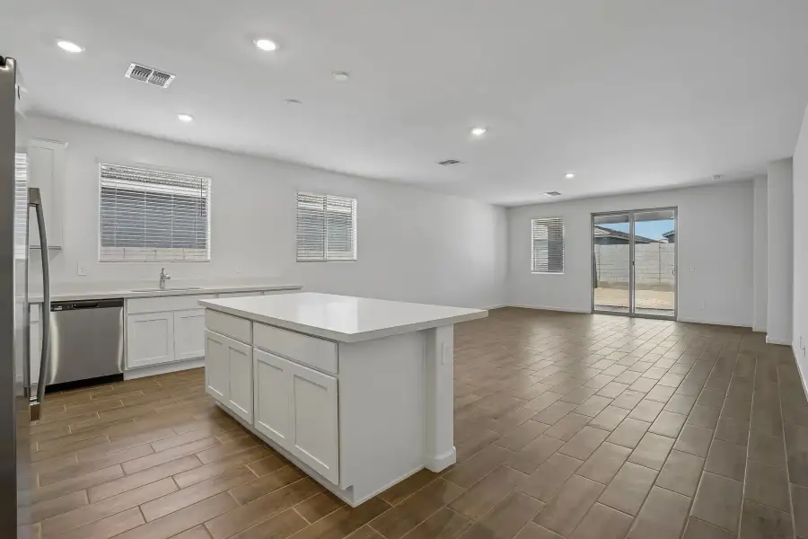 Representative images and renderings are for illustrative purposes. Actual structural options and design finishes of home may vary. Representative images and renderings are for illustrative purposes. Actual structural options and design finishes of home may vary.