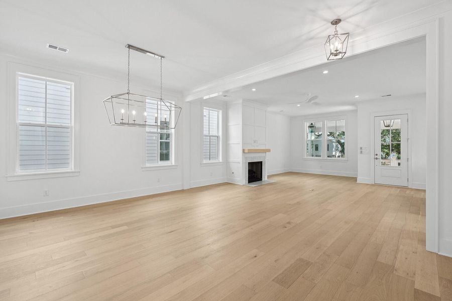 Spacious, unfurnished interior of a new home in , Johns Island (Image 34).