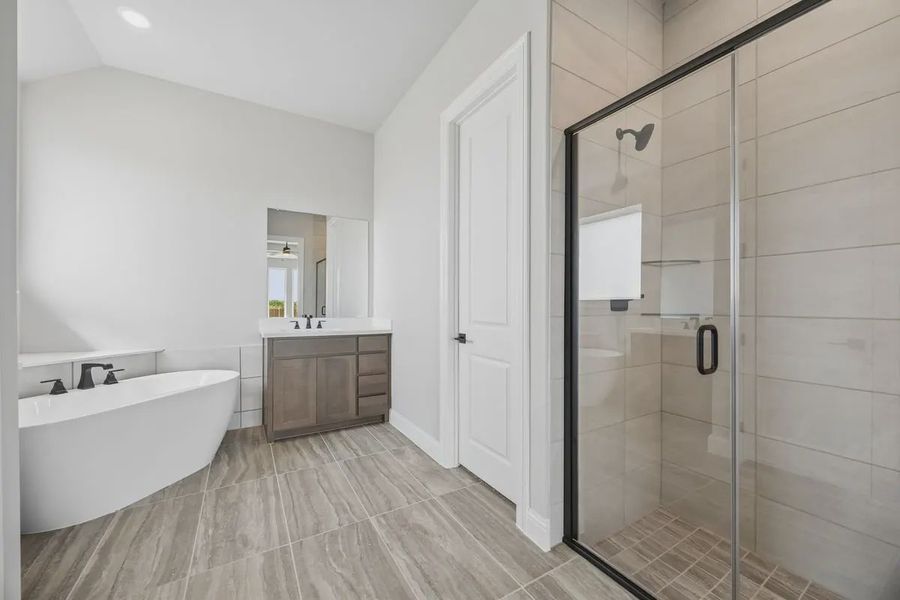 Furnished interior view inside a new home in Lakeview Heights, Azle (Image 9).