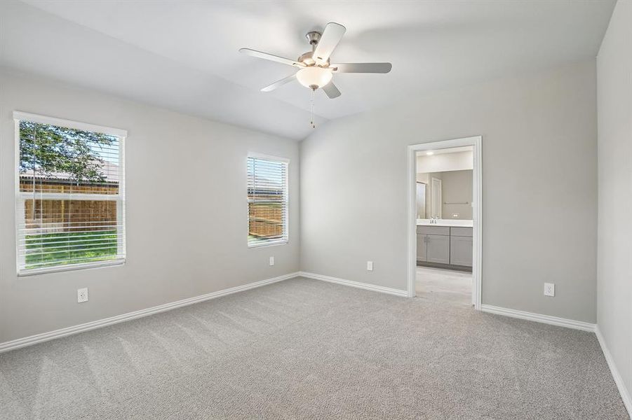 Spacious, unfurnished interior of a new home in Stella Hills, Denton (Image 29).