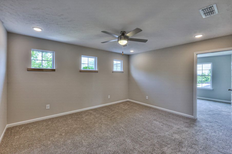 Spacious, unfurnished interior of a new home in Legacy Preserve, Tullahoma (Image 28). Spacious, unfurnished interior of a new home in Legacy Preserve, Tullahoma (Image 28).