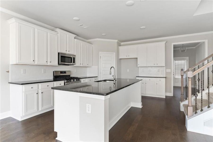 Furnished interior view inside a new home in Paces Estates, Lithia Springs (Image 10).