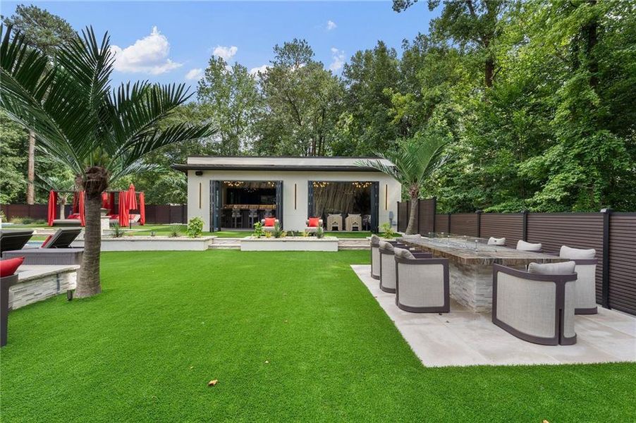 Community amenities in , Atlanta (Image 35). Community amenities in , Atlanta (Image 35).