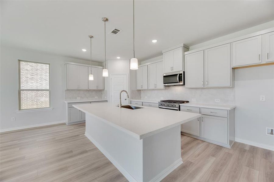 Furnished interior view inside a new home in Sutton Fields, Celina (Image 8).