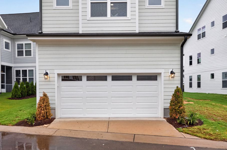Garage & Driveway Garage & Driveway
