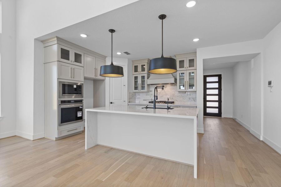 2843 Red Rosehip Dr Richmond, TX New Home Image 6