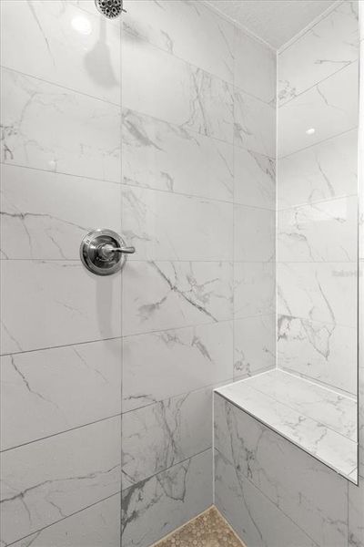 Furnished interior view inside a new home in , Ocala (Image 36).