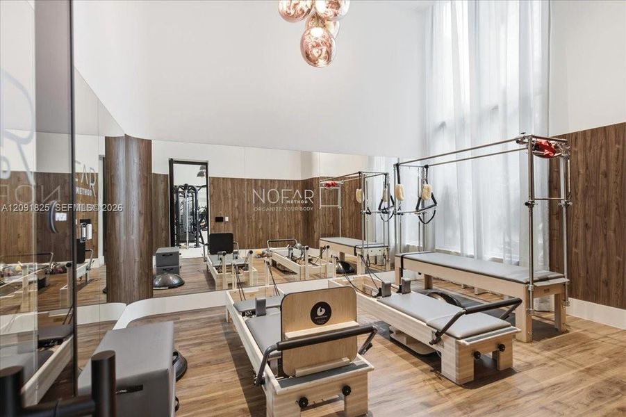 Community amenities in , Miami (Image 30).