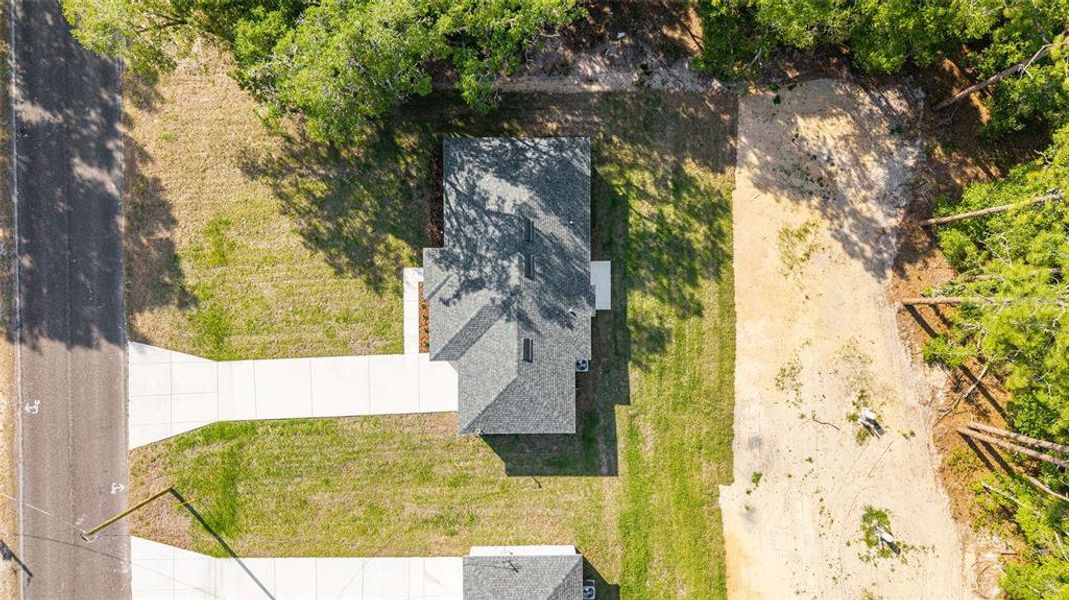 Image 37 of a home in .