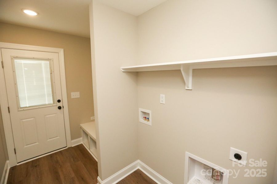 Spacious, unfurnished interior of a new home in , Kannapolis (Image 12).