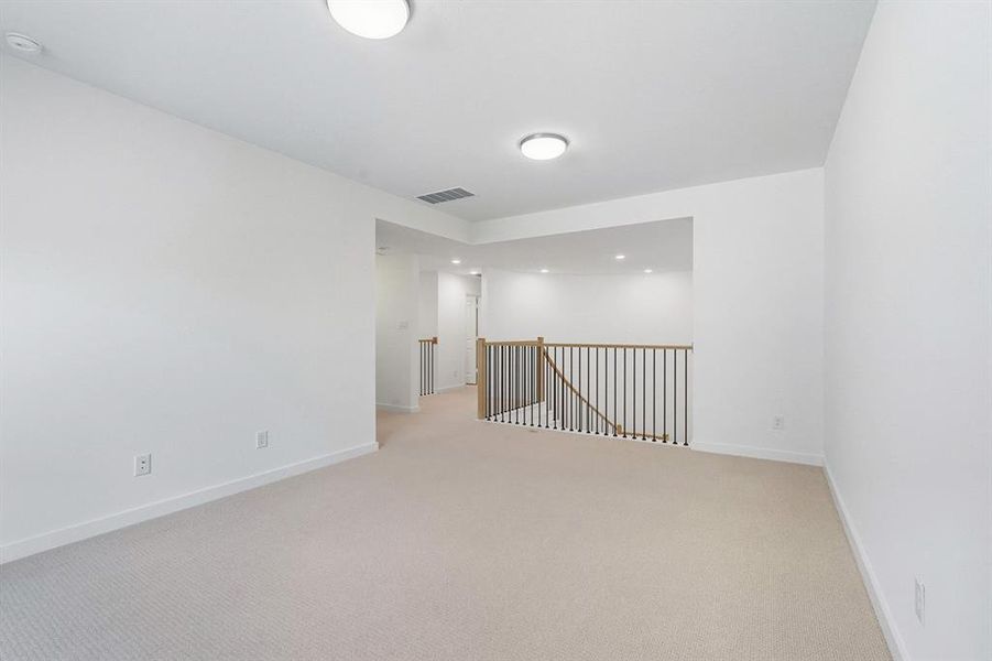 Spacious, unfurnished interior of a new home in Sonoma Verde: 70ft. lots, McLendon-Chisholm (Image 25). Spacious, unfurnished interior of a new home in Sonoma Verde: 70ft. lots, McLendon-Chisholm (Image 25).