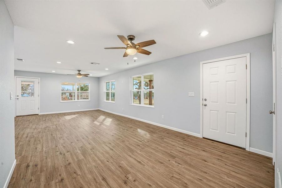 Spacious, unfurnished interior of a new home in , Graham (Image 10).