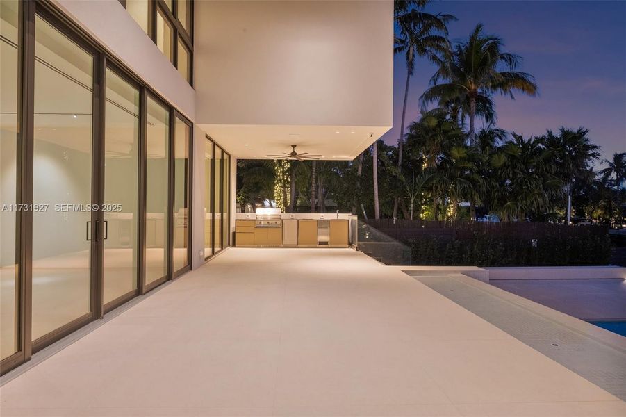 Outdoor kitchen / BBQ Outdoor kitchen / BBQ
