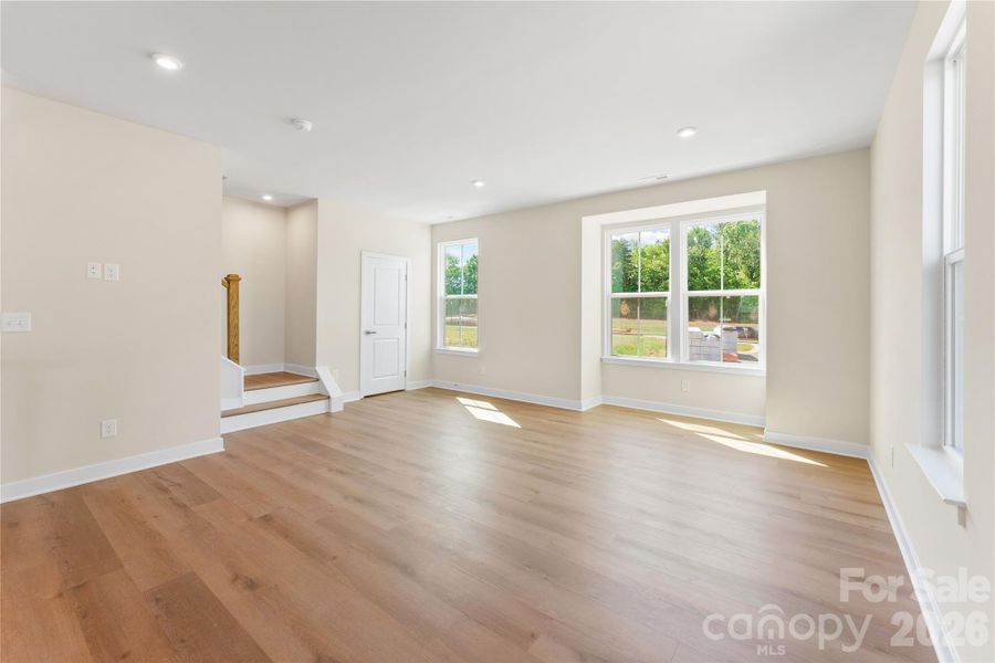 Spacious, unfurnished interior of a new home in Stowe Branch Townhomes, Charlotte (Image 20). Spacious, unfurnished interior of a new home in Stowe Branch Townhomes, Charlotte (Image 20).
