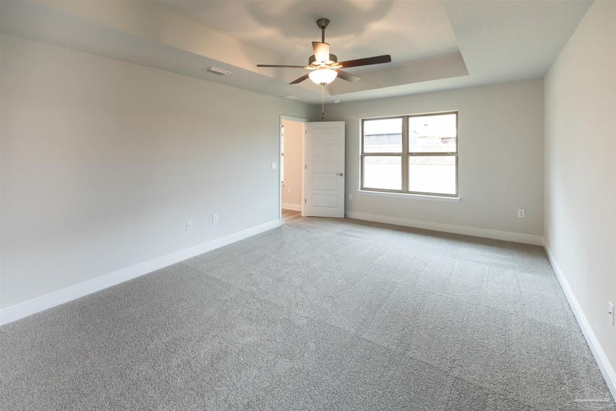 Representative unfurnished interior of a home built from the Plan 2313 by Adams Homes in Ashton View, Crestview (Image 14).