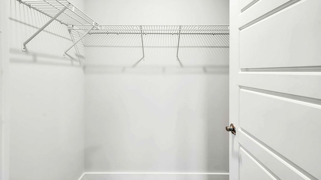 Spacious, unfurnished interior of a new home in The Landing at Sidbury Station, Castle Hayne (Image 21).