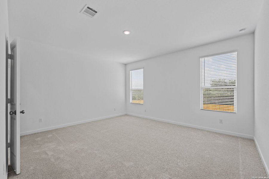 Spacious, unfurnished interior of a new home in Waterwheel, San Antonio (Image 21).