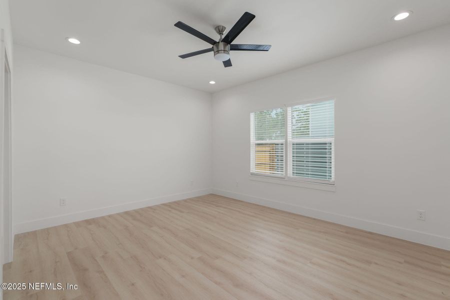 Spacious, unfurnished interior of a new home in , St. Augustine (Image 28).