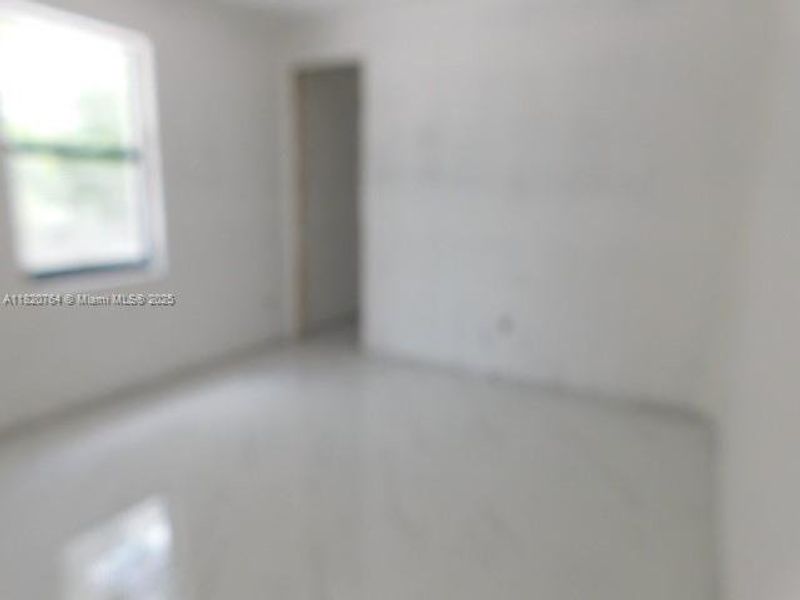 Spacious, unfurnished interior of a new home in , Clewiston (Image 14).