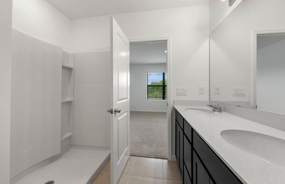 Furnished interior view inside a new home in Caloosa Cove, Labelle (Image 6).