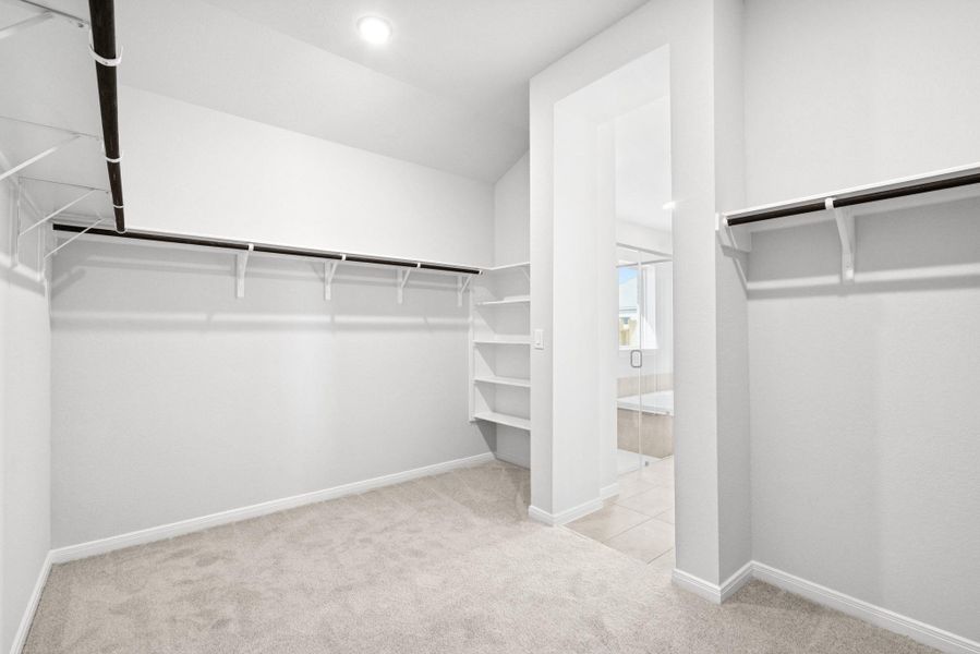 Spacious, unfurnished interior of a new home in Escondido 50' Homesites, Magnolia (Image 27).