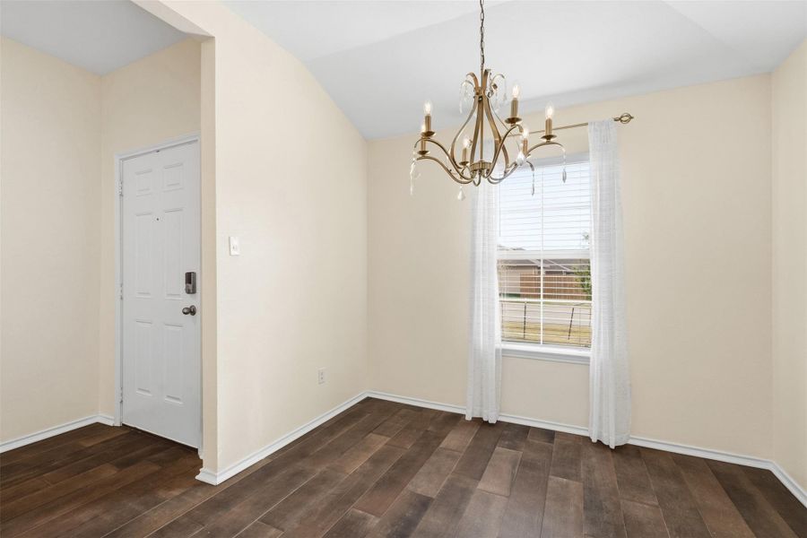 Spacious, unfurnished interior of a new home in , Troy (Image 29).