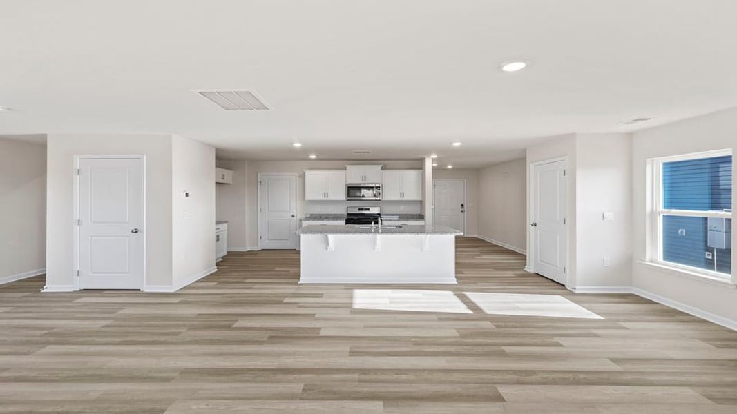 Spacious, unfurnished interior of a new home in Trailside Run, Spartanburg (Image 18). Spacious, unfurnished interior of a new home in Trailside Run, Spartanburg (Image 18).