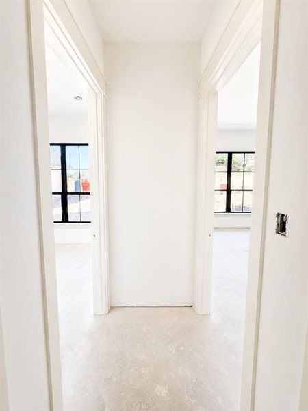 Image 5 of a home in .