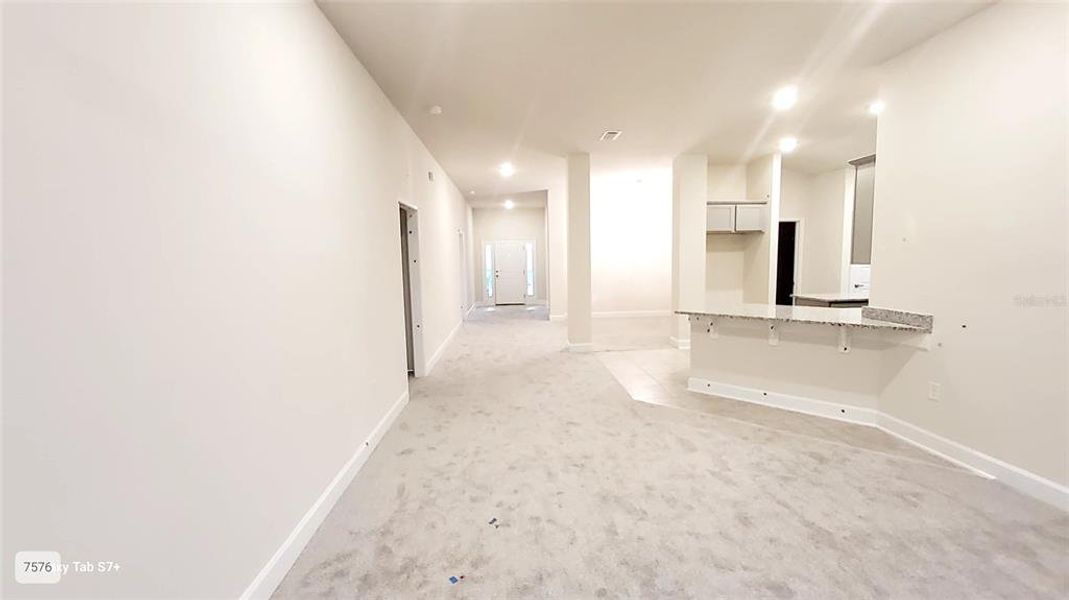 Spacious, unfurnished interior of a new home in , St. Cloud (Image 21).