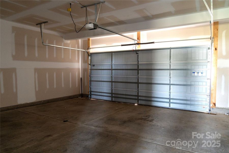 Image 15 of a home in .